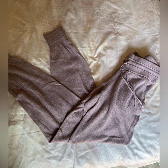 Lululemon joggers - Picture 4 of 4